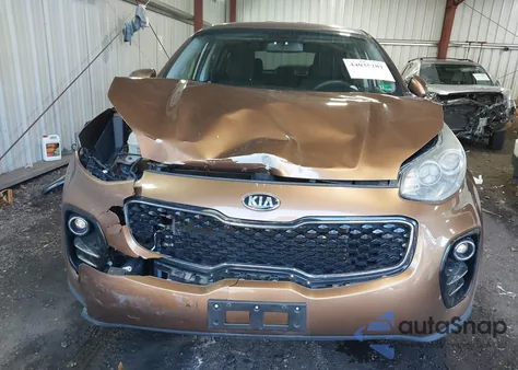 2018 Kia Sportage Lx z USA, uszkodzony, nr VIN KNDPMCAC0J7304855